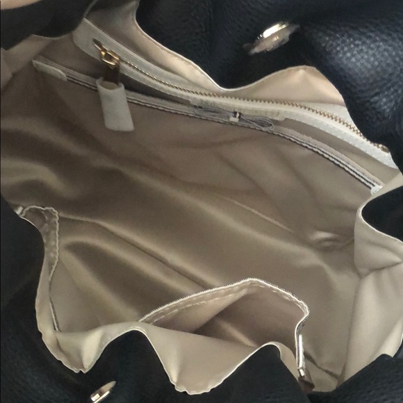 Rare!! Henri Bendel Cinched Bucket Bag Sold Out - Picture 8 of 8